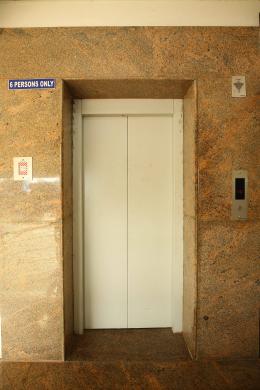 Should i install a commercial elevator to my building