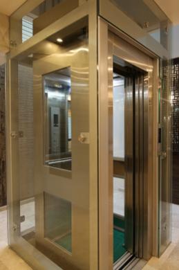 A Home Lift Vs A Stair Lift: Which Is Better?